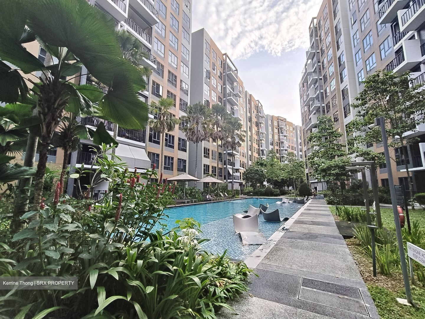 The Brownstone (D27), Condominium #595135481